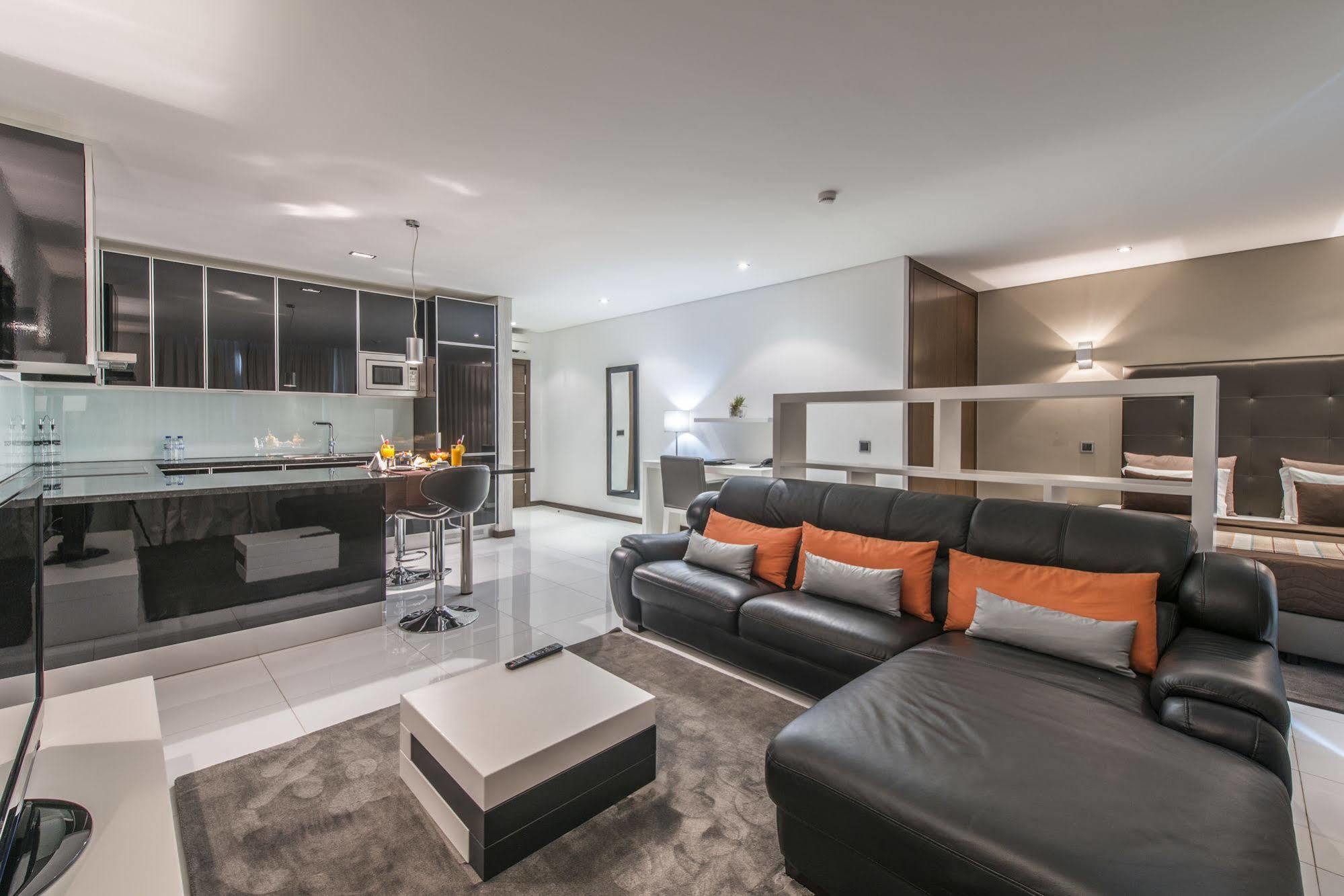 Rk Suite Hotel Luanda Bagian luar foto