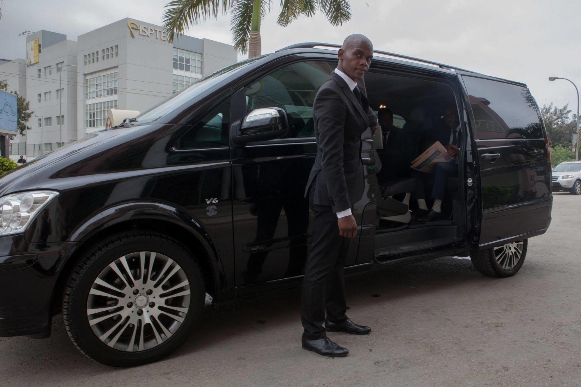 Rk Suite Hotel Luanda Bagian luar foto